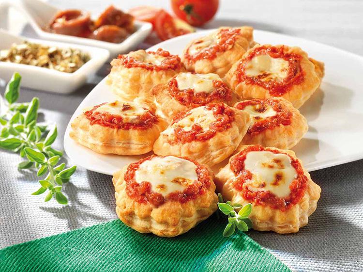 RIGHI NEVER STAYS STILL: A MAKEOVER FOR THE PIZZETTE LINE